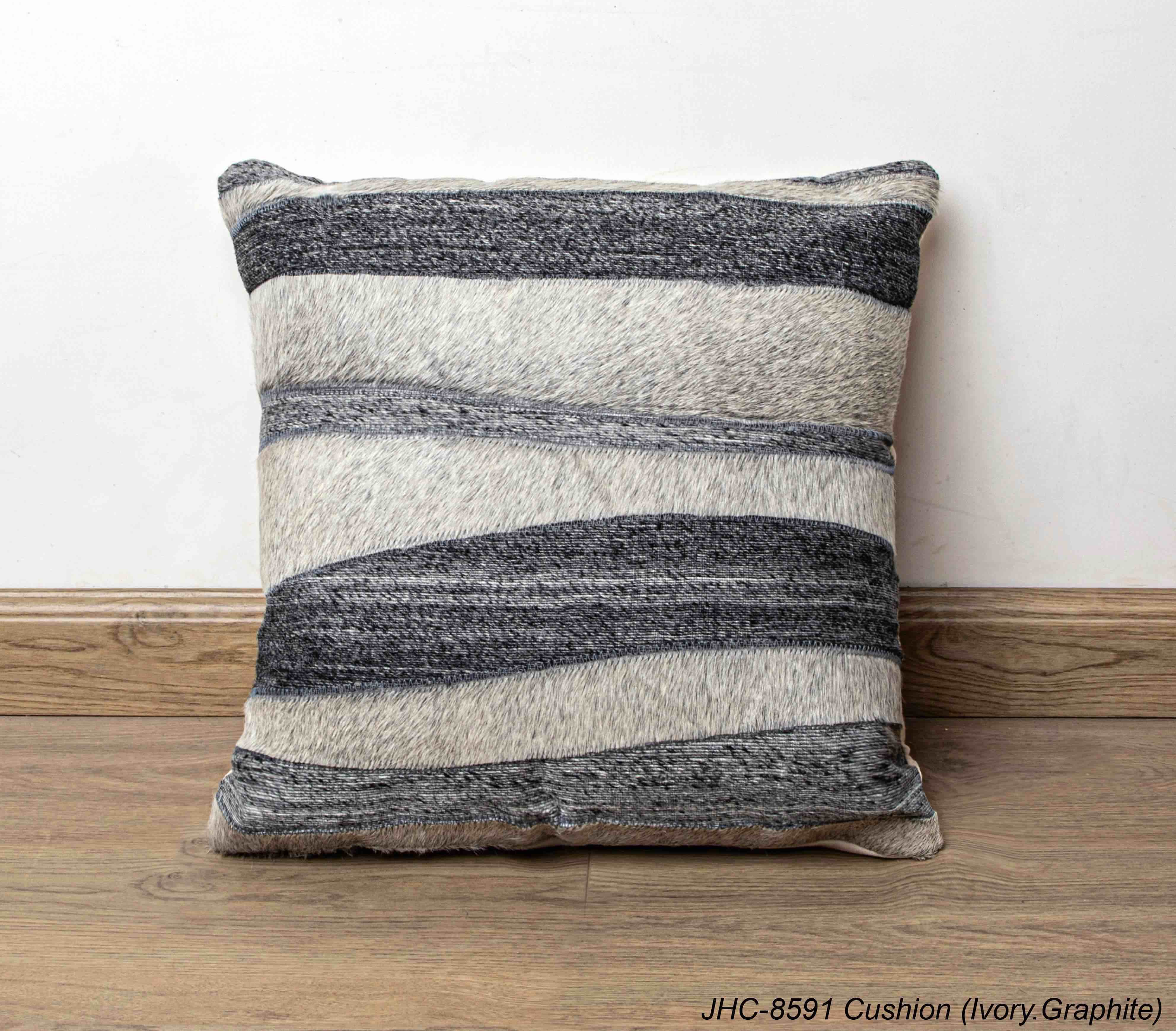 Cushion JHC-8591 Ivory Graphite 16x16
